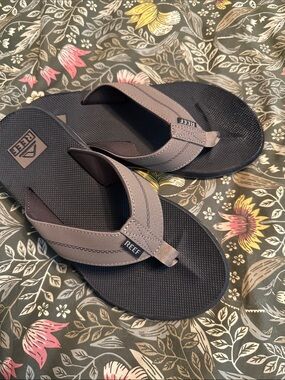 Reef Men's Black and Brown Dual-Tone Flip Flops